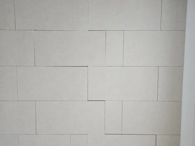 타일들뜸보수 시공 현장